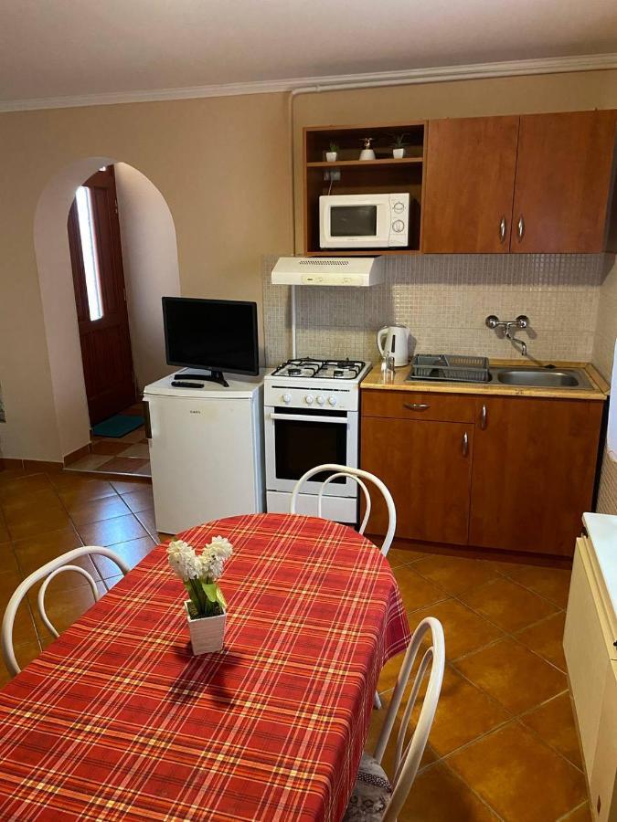 Hajnal Apartman Hajduszoboszlo Ngoại thất bức ảnh