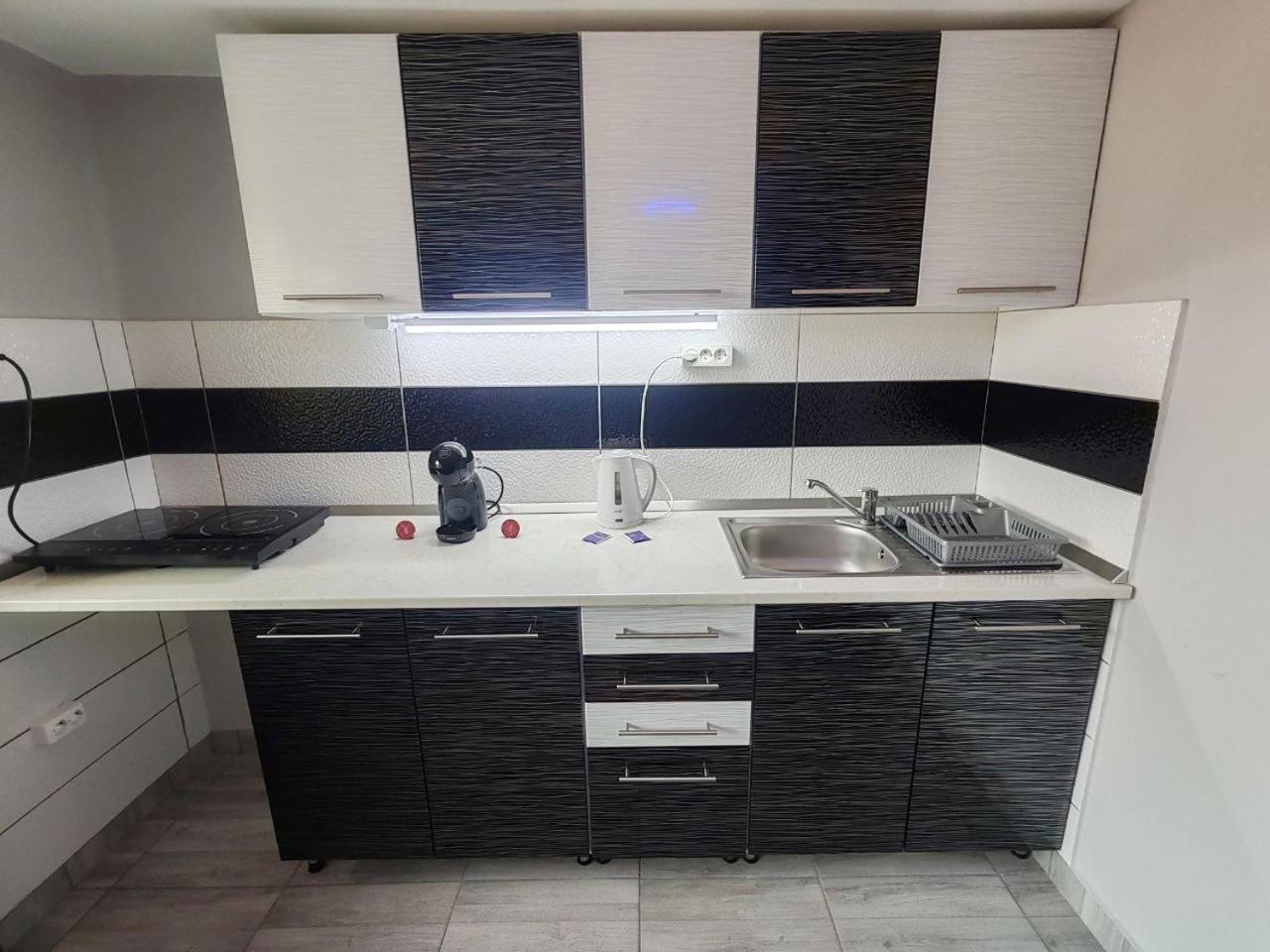 Hajnal Apartman Hajduszoboszlo Ngoại thất bức ảnh