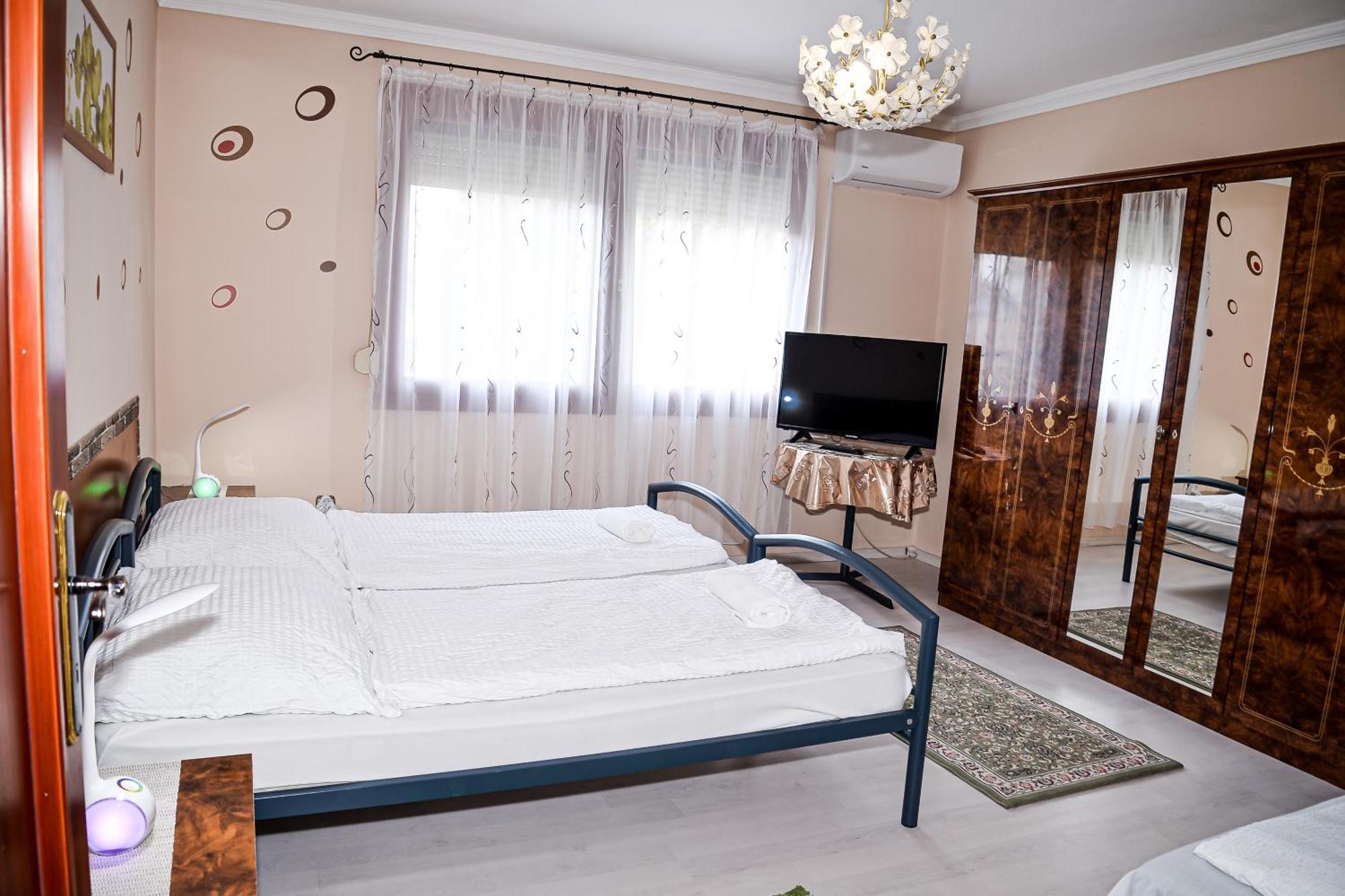 Hajnal Apartman Hajduszoboszlo Ngoại thất bức ảnh