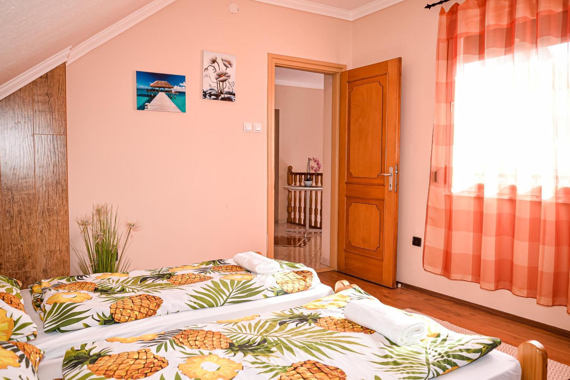 Hajnal Apartman Hajduszoboszlo Ngoại thất bức ảnh
